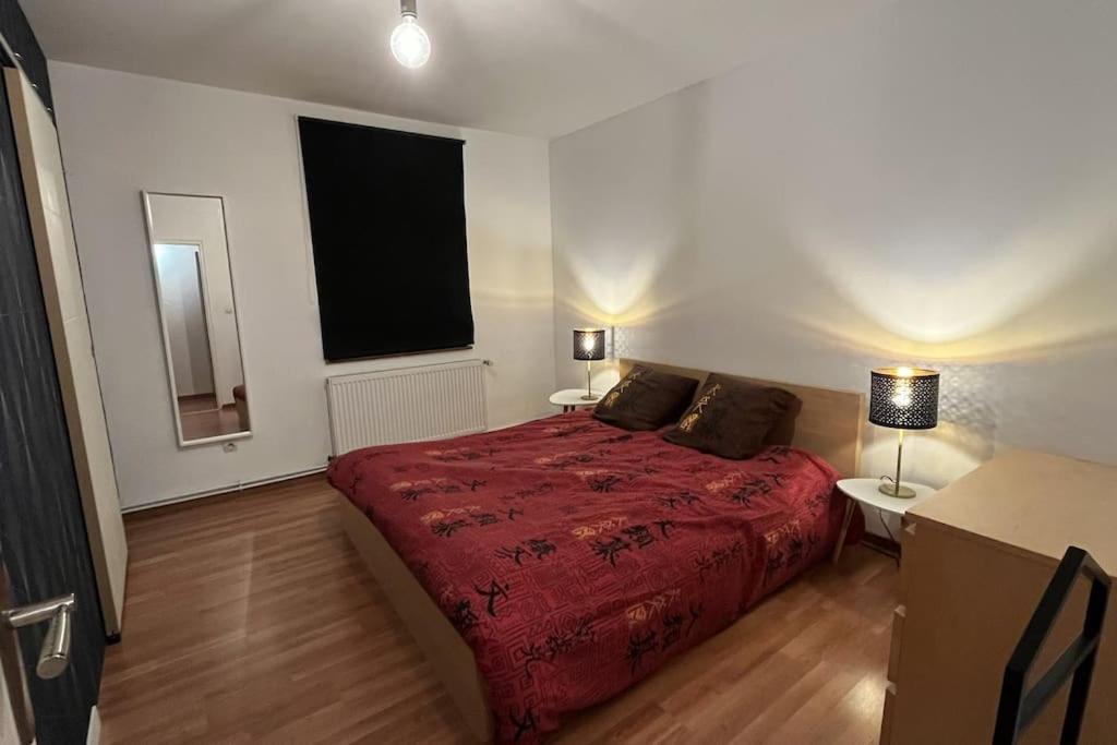 Grand Appartement A Бар Екстериор снимка